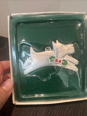 Wags to Whiskers Pewter Ornament - Scotty & Holly in box